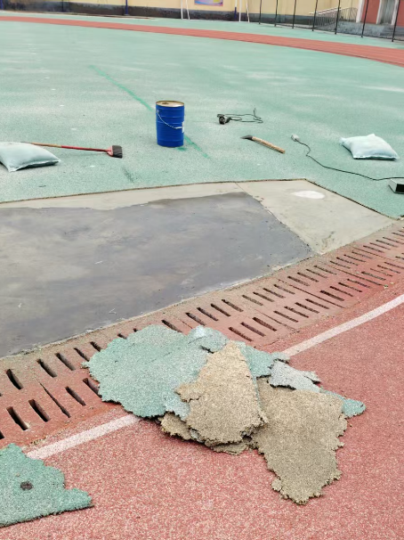 海淀球场翻新维修补、球场翻新修补改造