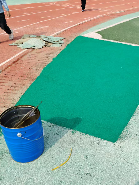 海淀球场翻新修补改造专项服务介绍